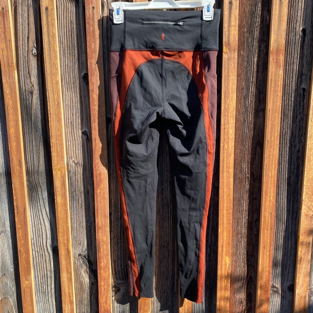 High-Waist Black and Rust Active Leggings